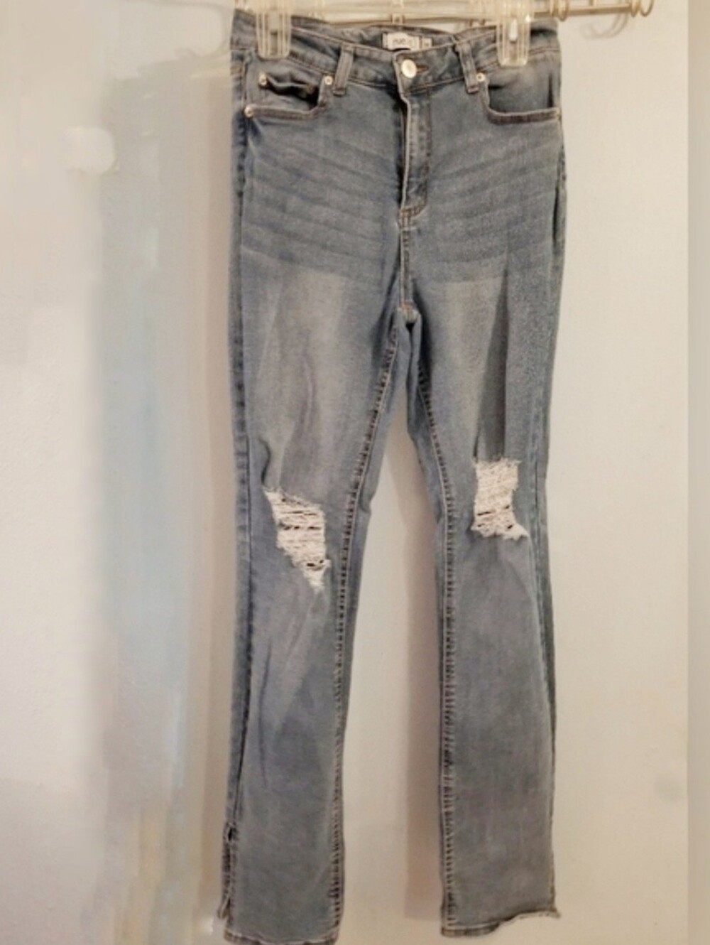 Rue21 Women’s Skinny Distressed Denim Blue Jeans Size 12 With Ankle Slits
